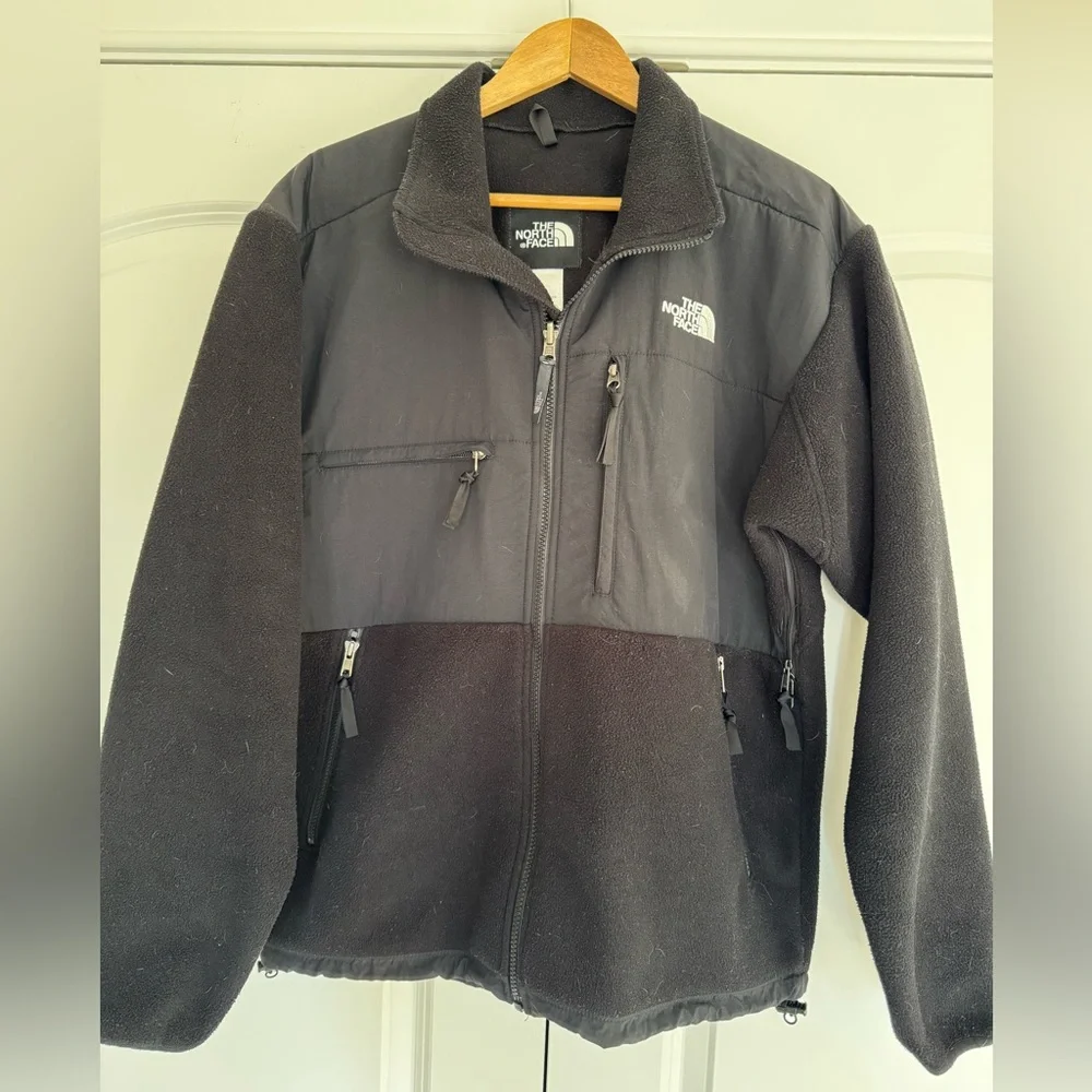 The North Face Black Fleece Jacket Retro Denali Jacket Windbreaker Ski S…